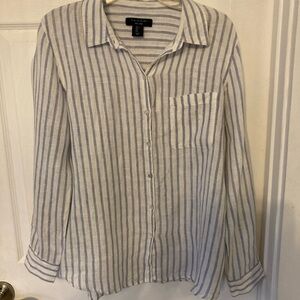 100% linen Tahari woman’s White and Blue Striped Button Down Shirt